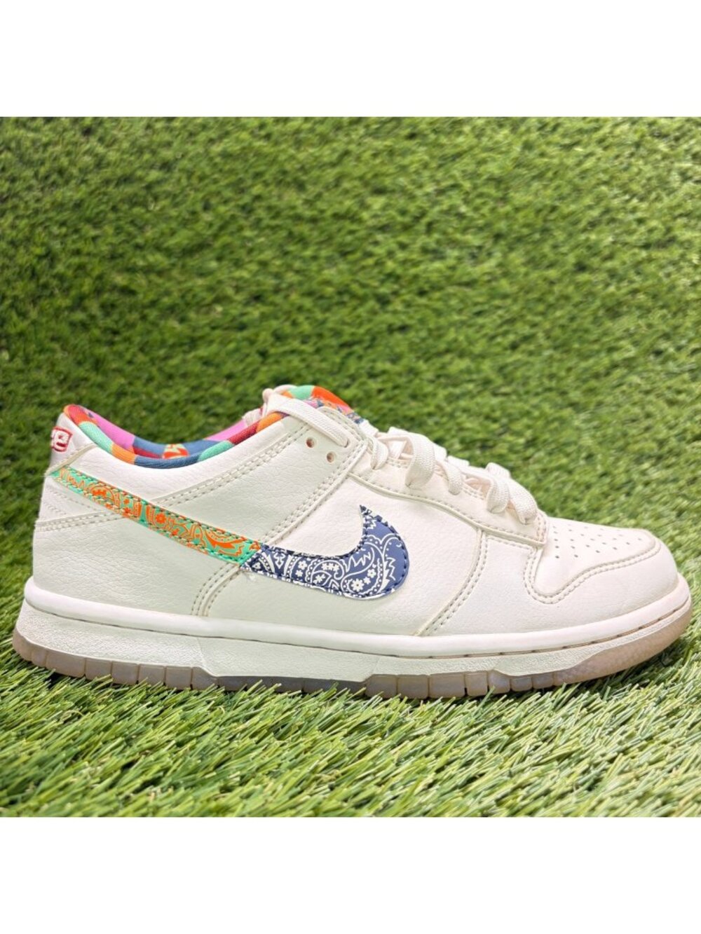 Nike Dunk Low Boys Size 4.5Y White Blue Green Athletic Leather Shoes Sneakers